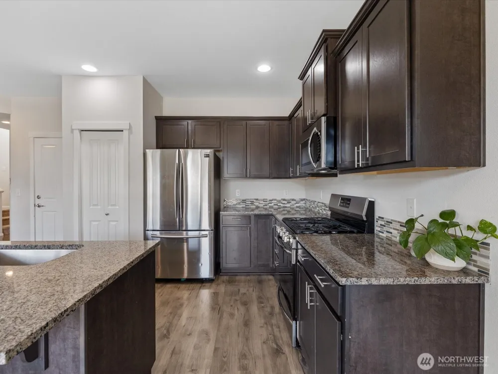 10311 Suncrest Boulevard Granite Falls, WA 98252