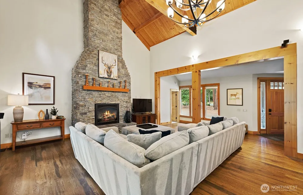 560 Evergreen Valley Loop Ronald, WA 98940