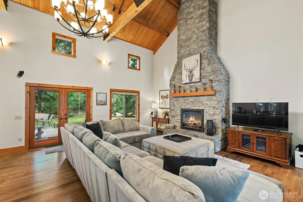 560 Evergreen Valley Loop Ronald, WA 98940
