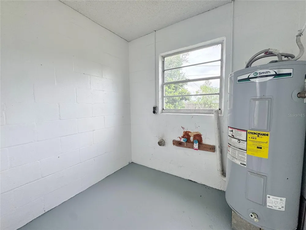 2559 ELM AVENUE Lake Wales, FL 33898