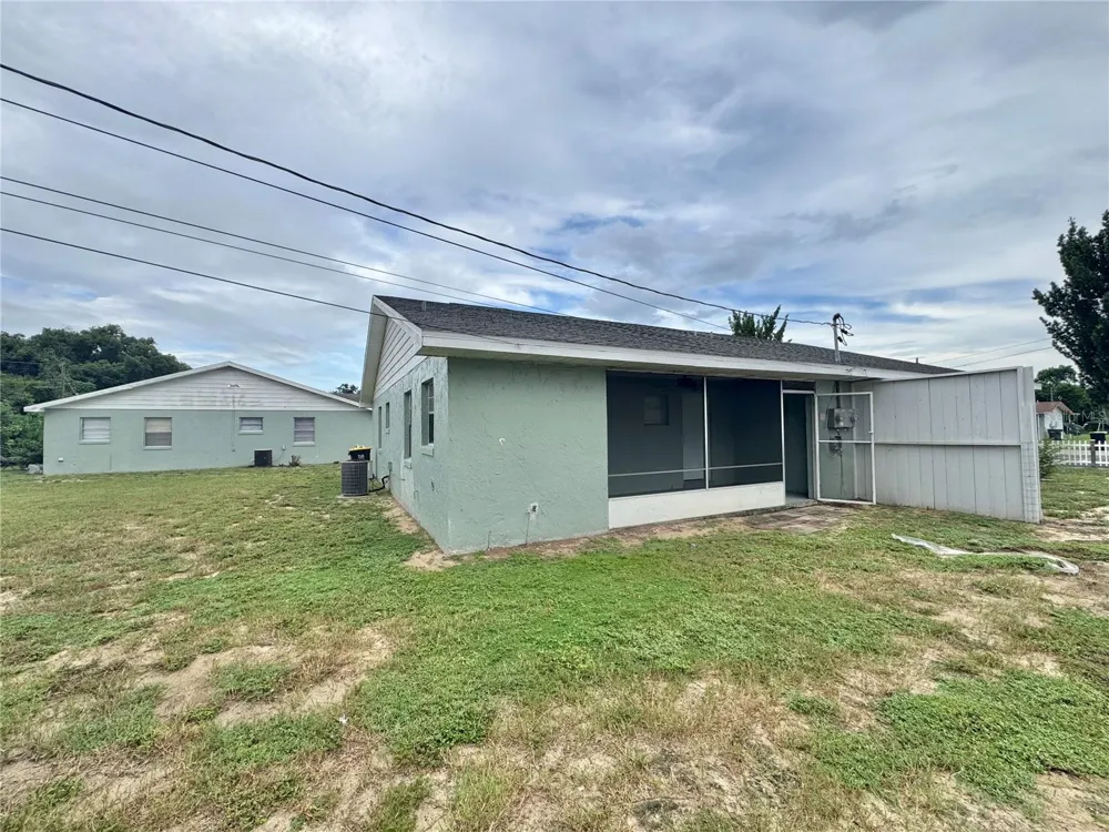 2559 ELM AVENUE Lake Wales, FL 33898
