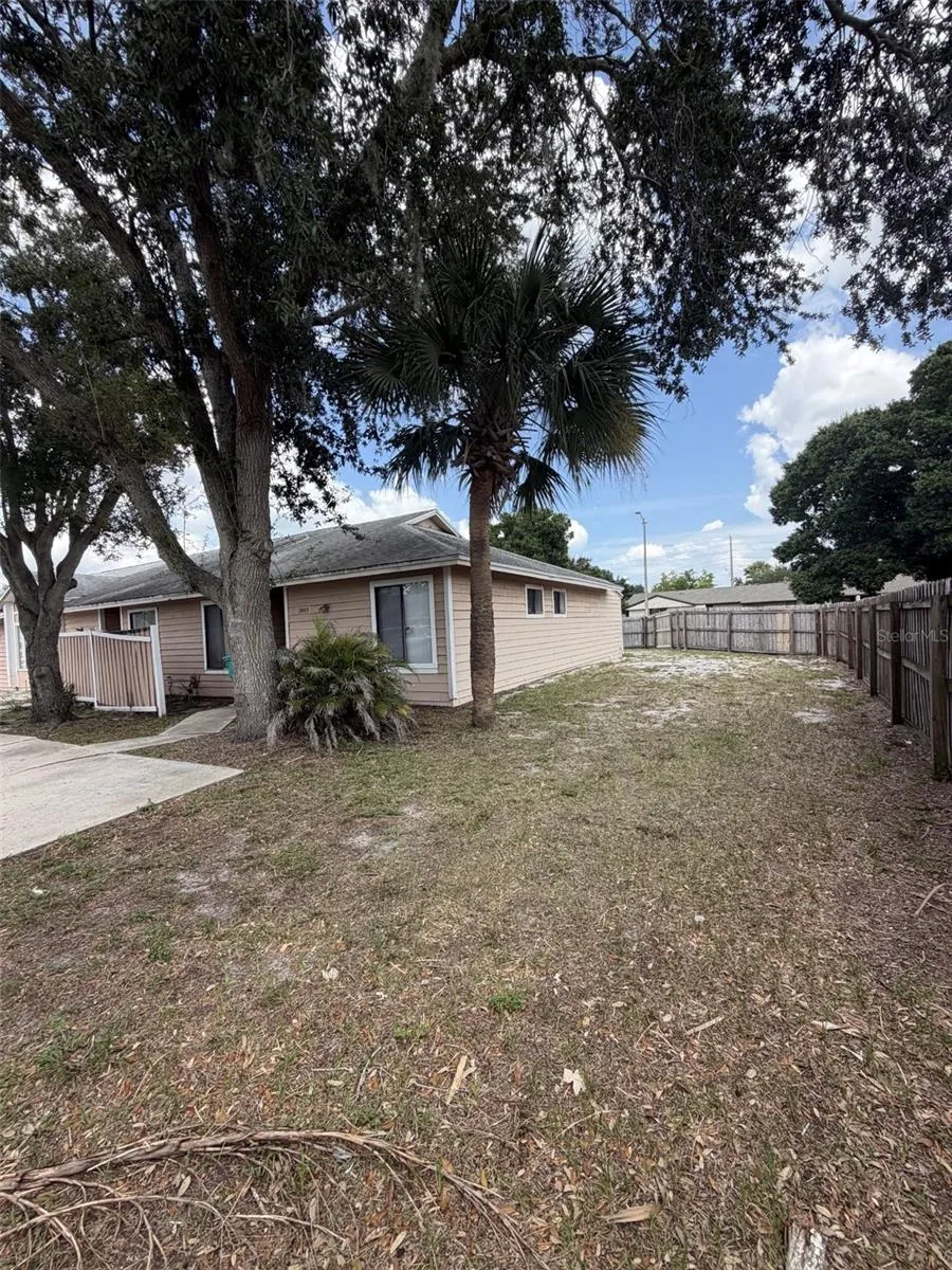 2803 WAXY WILLOW LANE Orlando, FL 32808