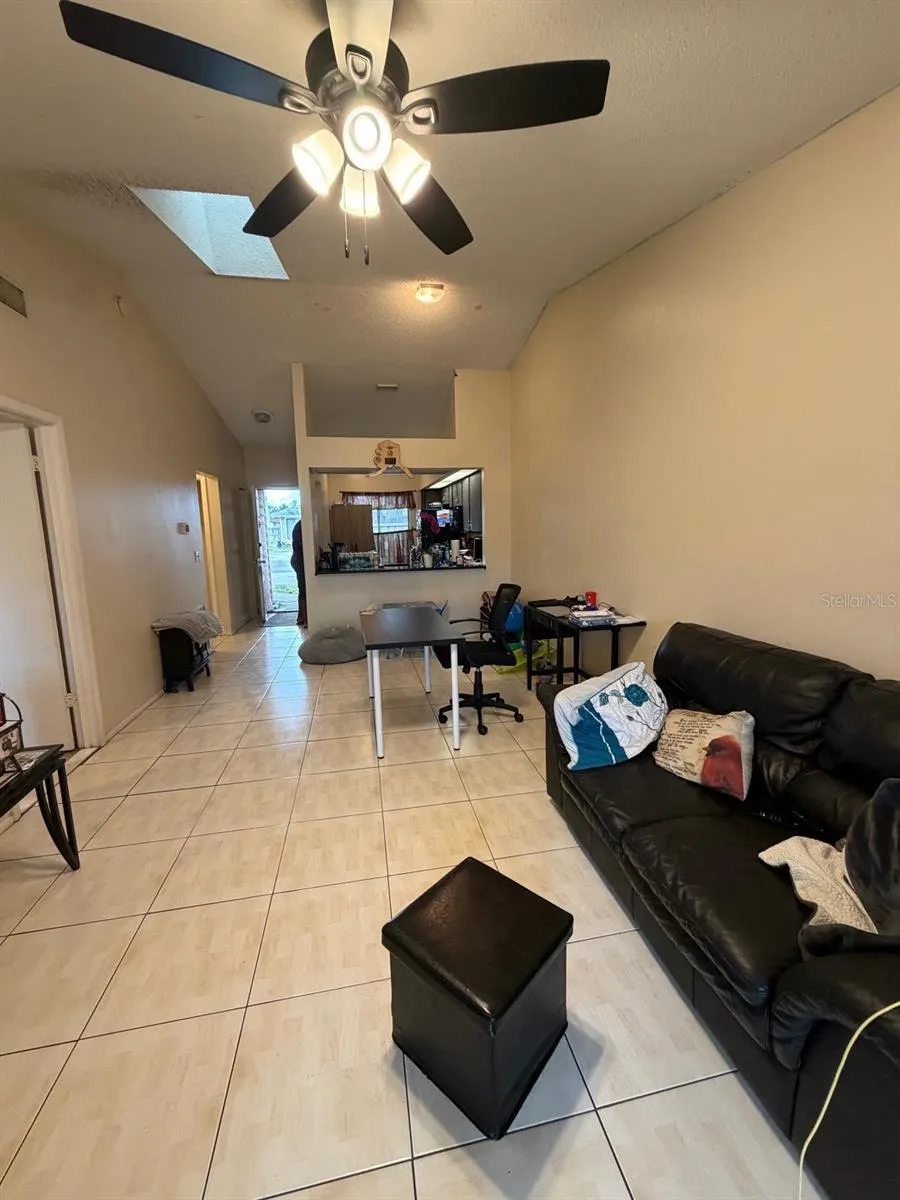 2803 WAXY WILLOW LANE Orlando, FL 32808