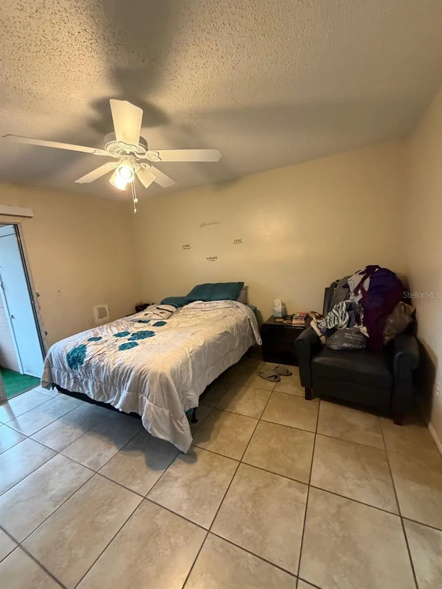 2803 WAXY WILLOW LANE Orlando, FL 32808