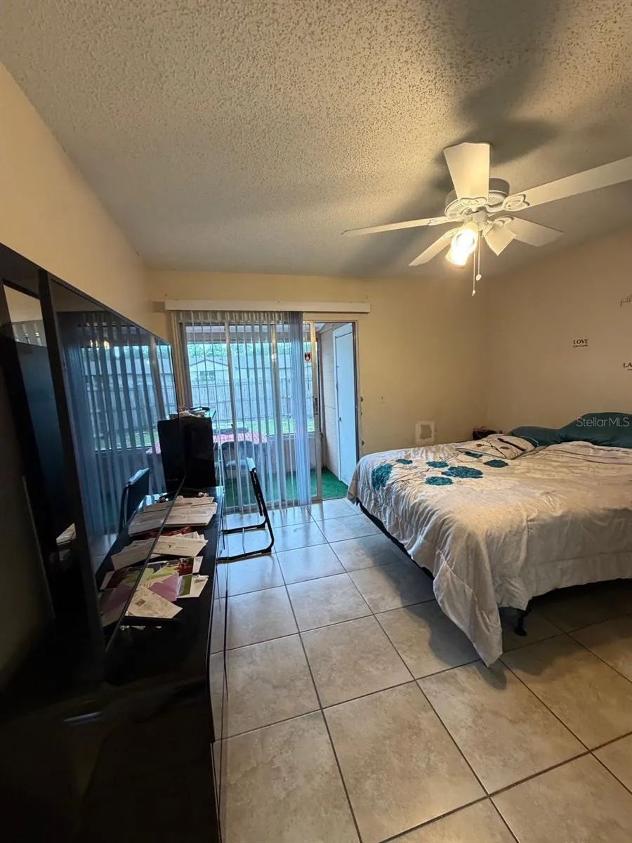 2803 WAXY WILLOW LANE Orlando, FL 32808