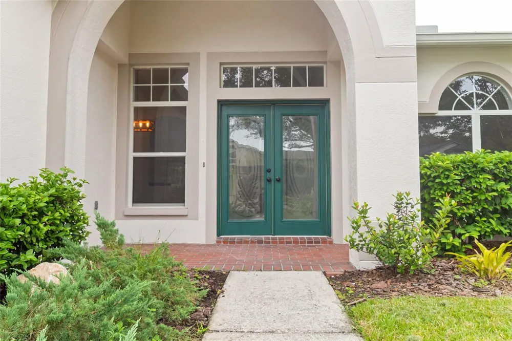 10217 TIMBERLAND POINT DRIVE Tampa, FL 33647