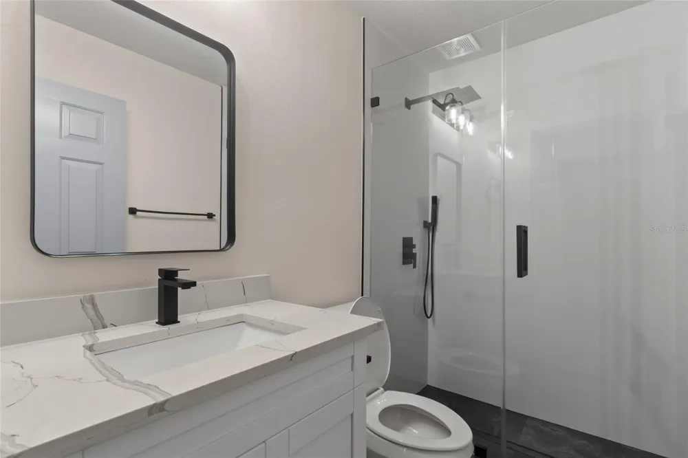 10217 TIMBERLAND POINT DRIVE Tampa, FL 33647
