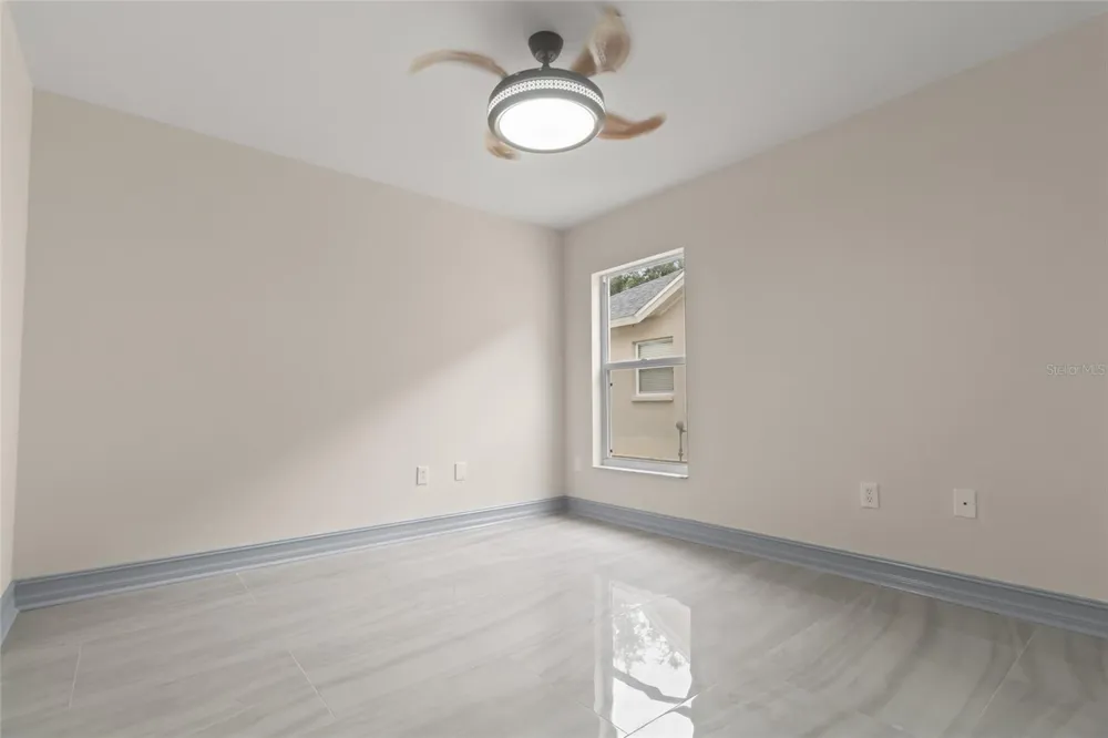 10217 TIMBERLAND POINT DRIVE Tampa, FL 33647