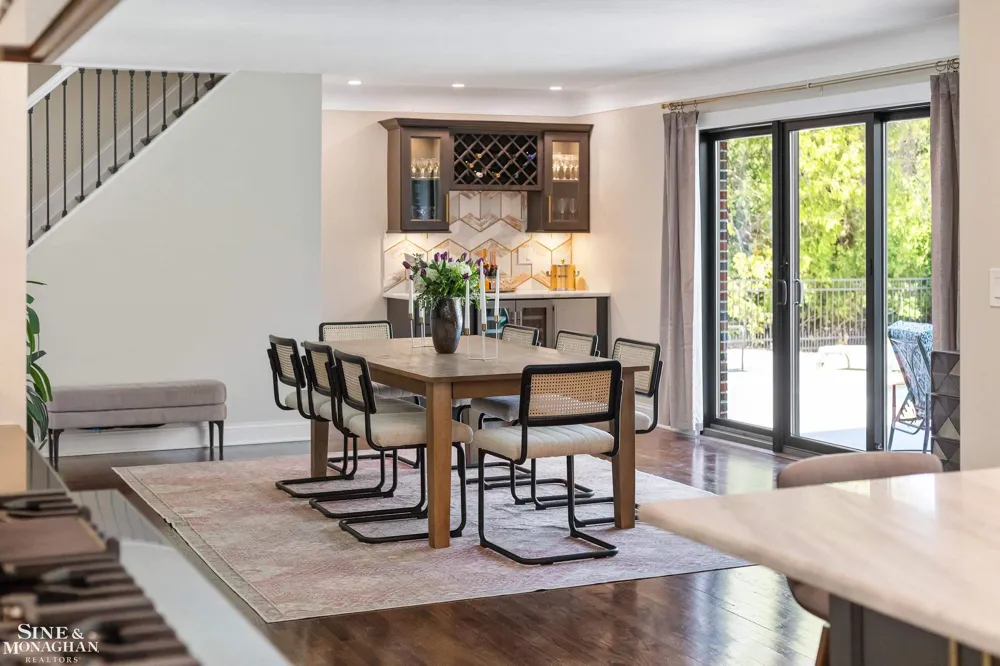 56 Hampton Road Village Of Grosse Pointe Shores City, MI 48236