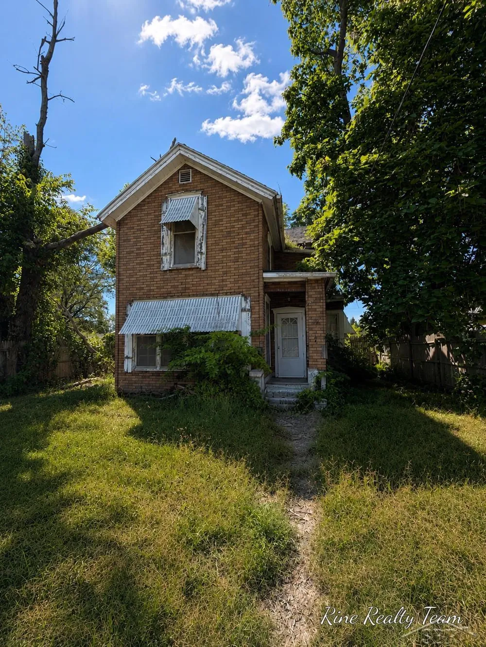 456 Broadway Avenue Benton Harbor City, MI 49022