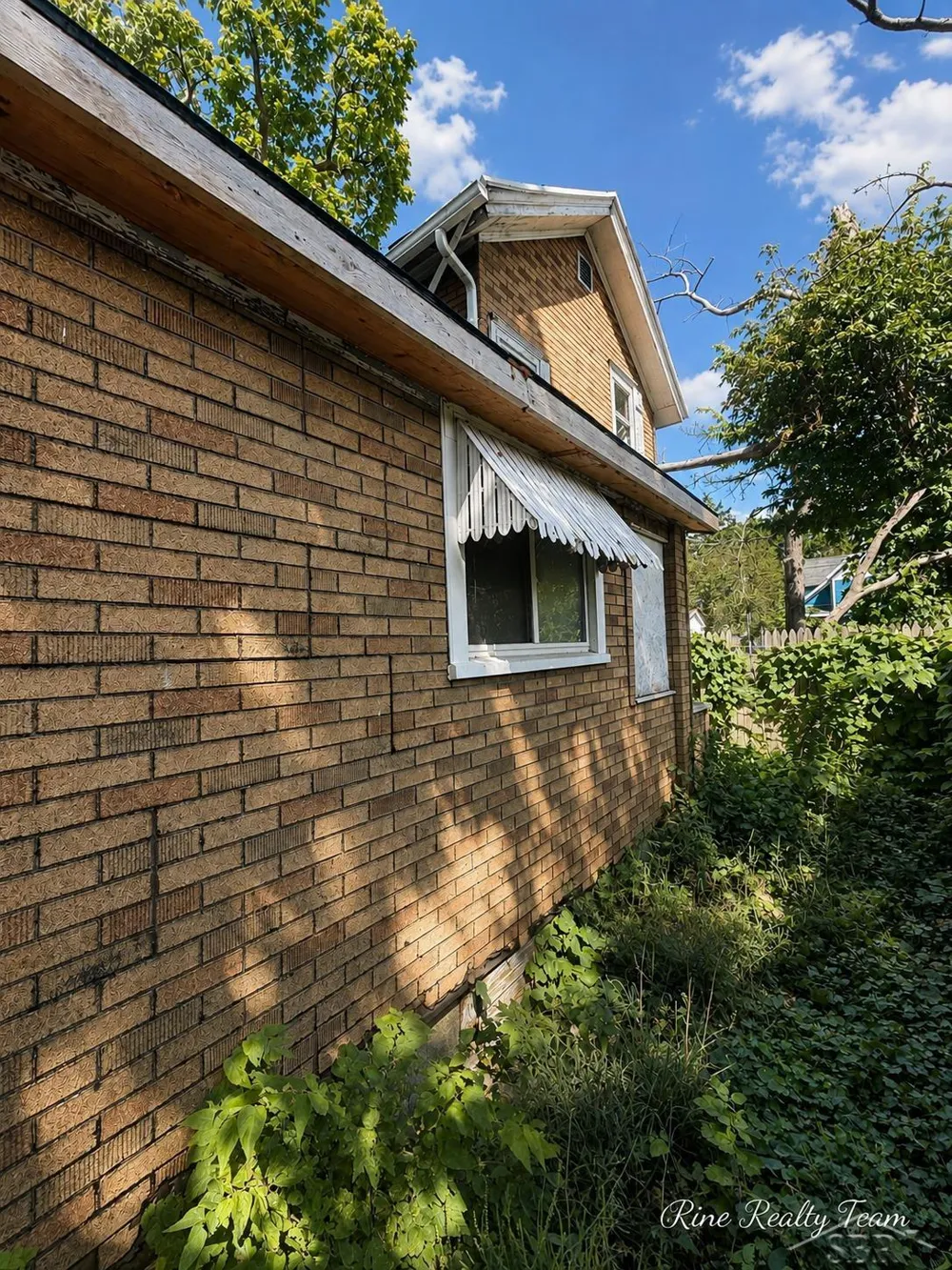 456 Broadway Avenue Benton Harbor City, MI 49022