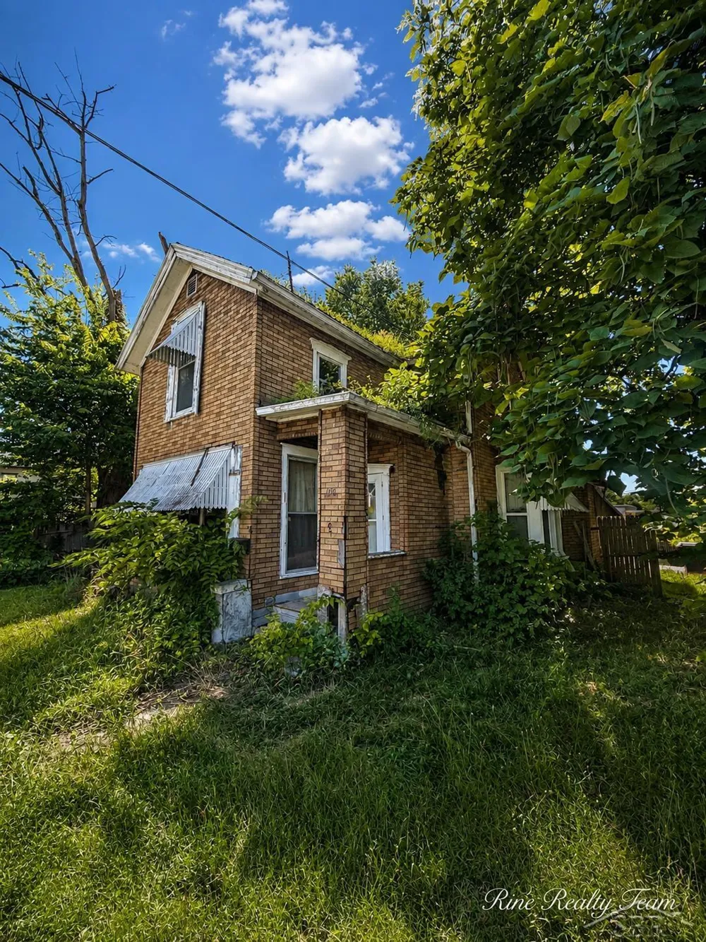 456 Broadway Avenue Benton Harbor City, MI 49022