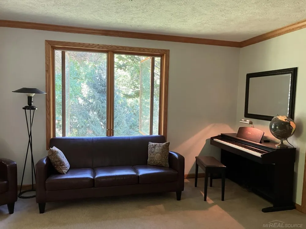 1180 NE Cramton Avenue Ada Township, MI 49301
