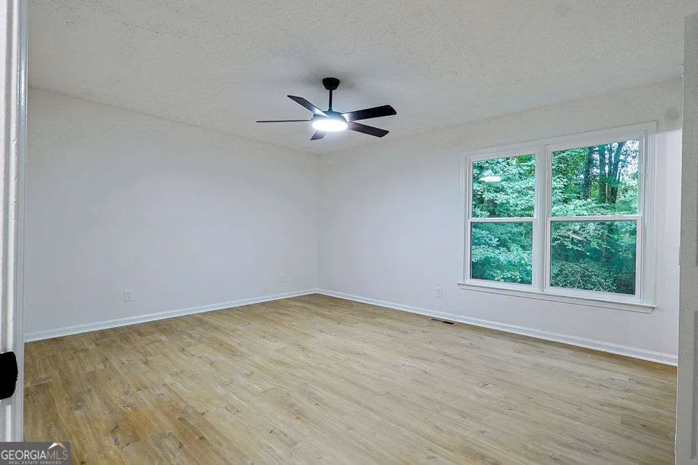 263 Sumer LN N Douglasville, GA 30134