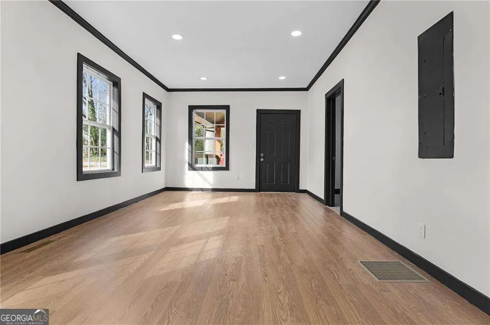 391 S Bend AVE SE Atlanta, GA 30315