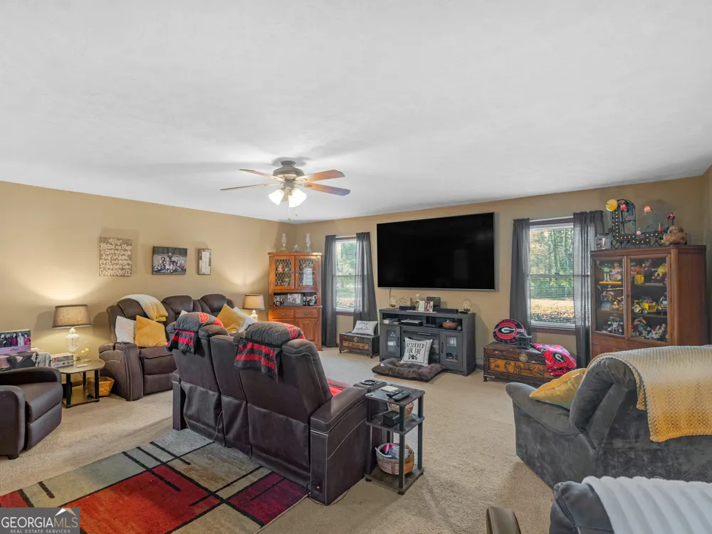 2037 Hampton Locust Grove RD Locust Grove, GA 30248