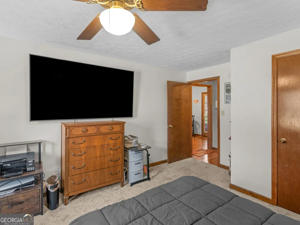 2037 Hampton Locust Grove RD Locust Grove, GA 30248