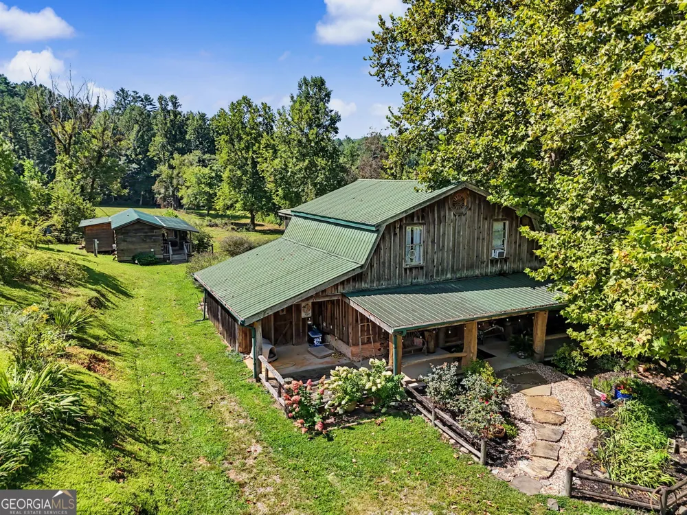 7118 Old 441 S Lakemont, GA 30552