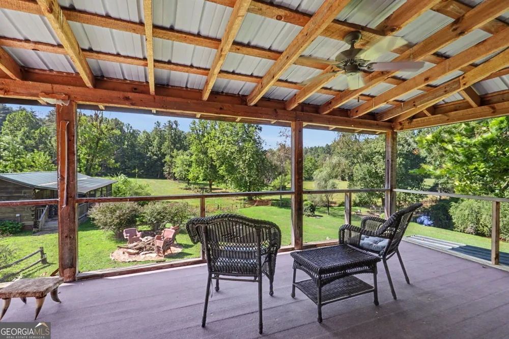 7118 Old 441 S Lakemont, GA 30552