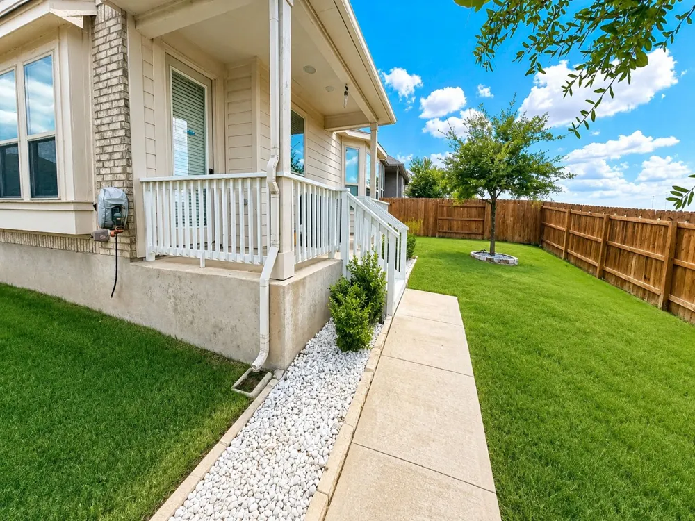 11804 American Mustang Loop Manor, TX 78653
