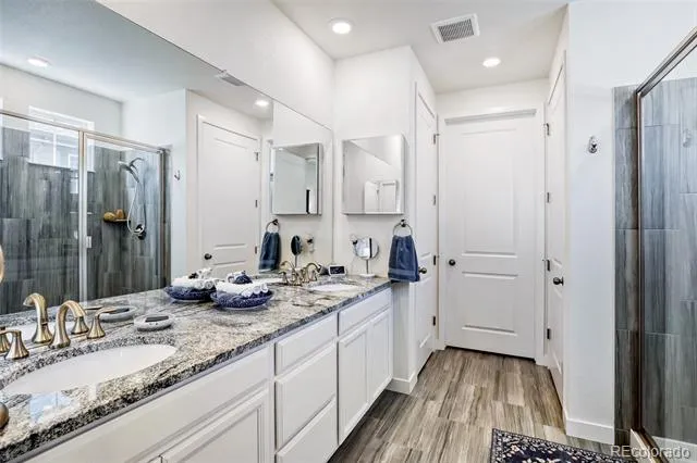 8901 S Ukraine Court Aurora, CO 80016