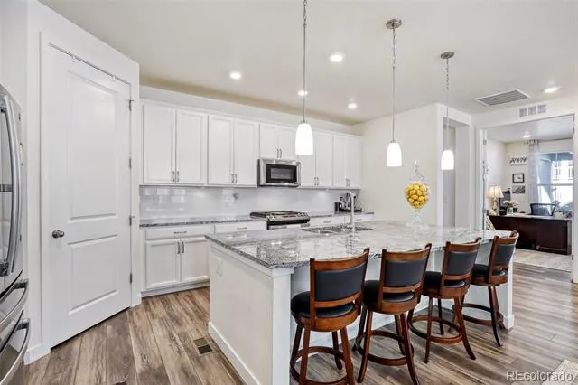 8901 S Ukraine Court Aurora, CO 80016