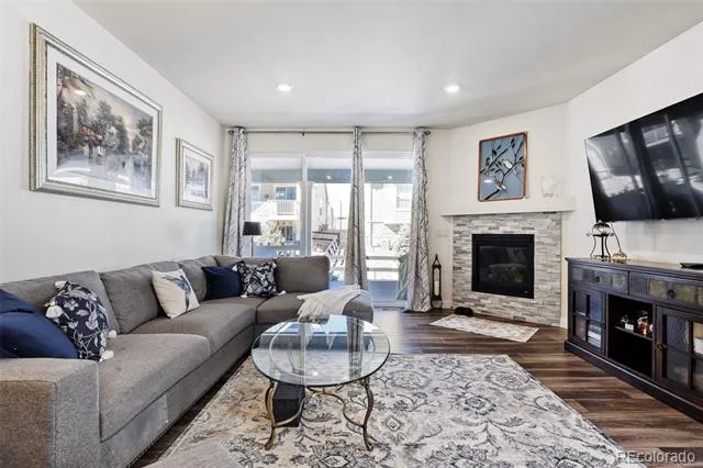 8901 S Ukraine Court Aurora, CO 80016