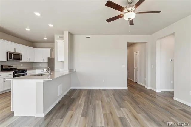 48185 Shetland Drive Bennett, CO 80102