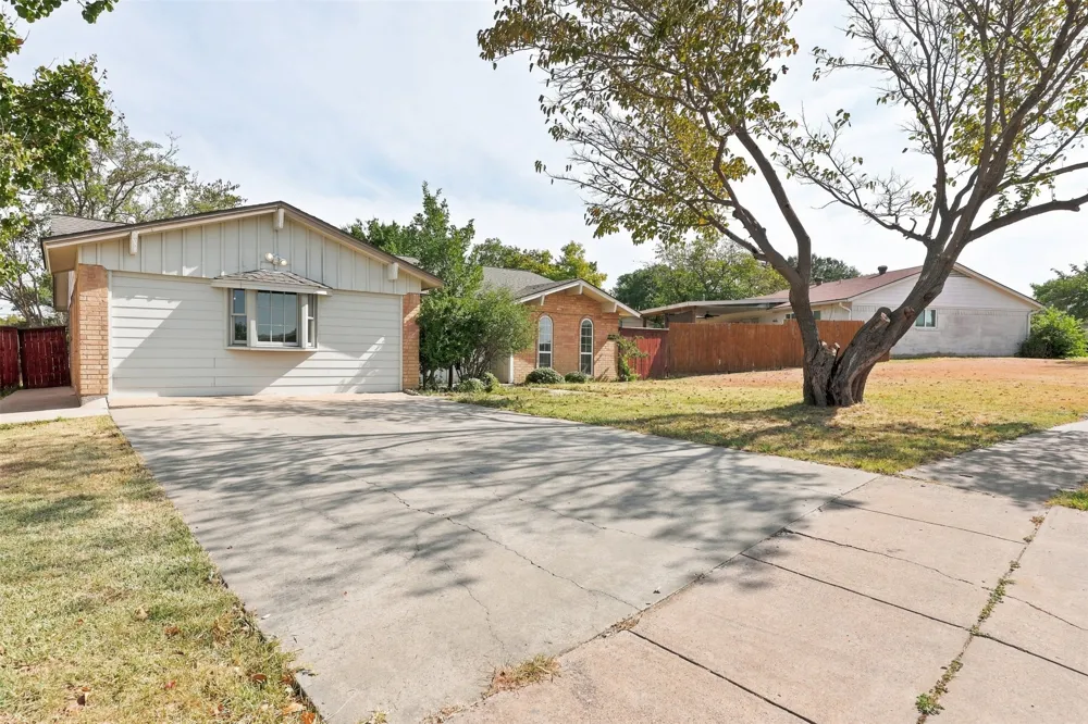 4207 Rainier Street Irving, TX 75062