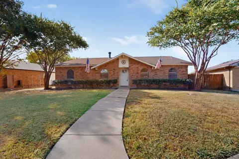 3310 Magnolia Court