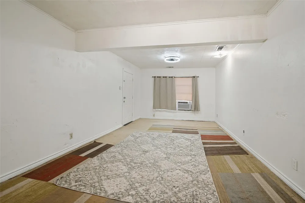 11102 Barbarosa Drive Dallas, TX 75228