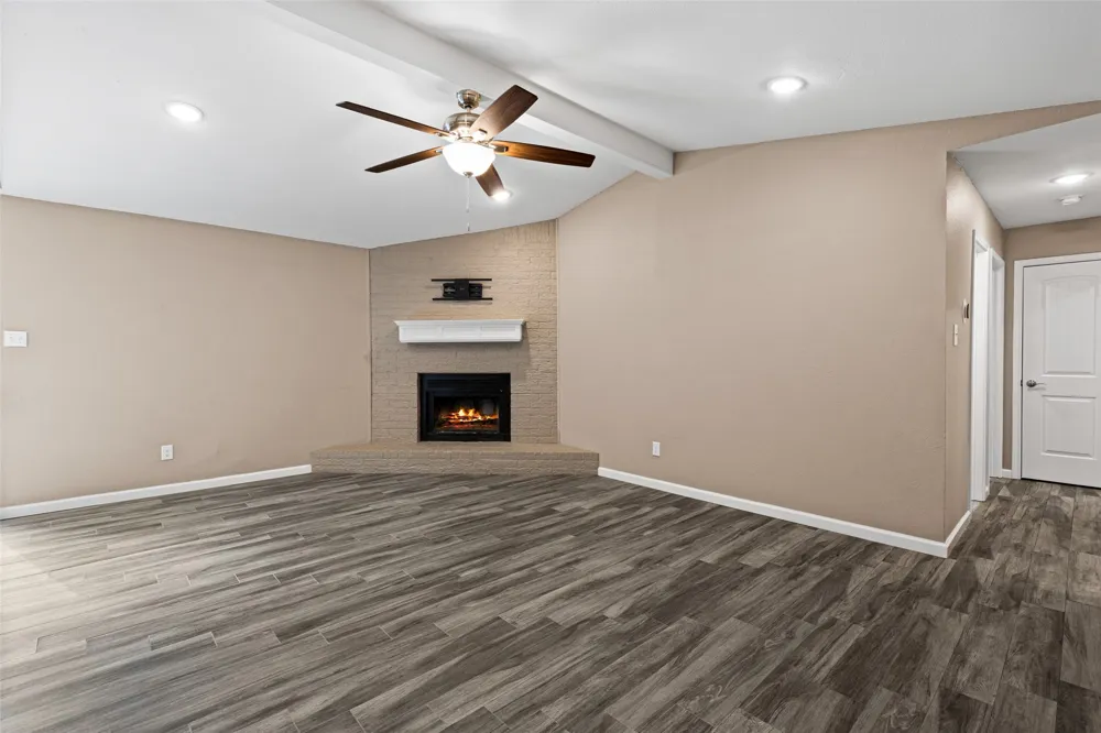 311 Hillshore Drive Longview, TX 75605