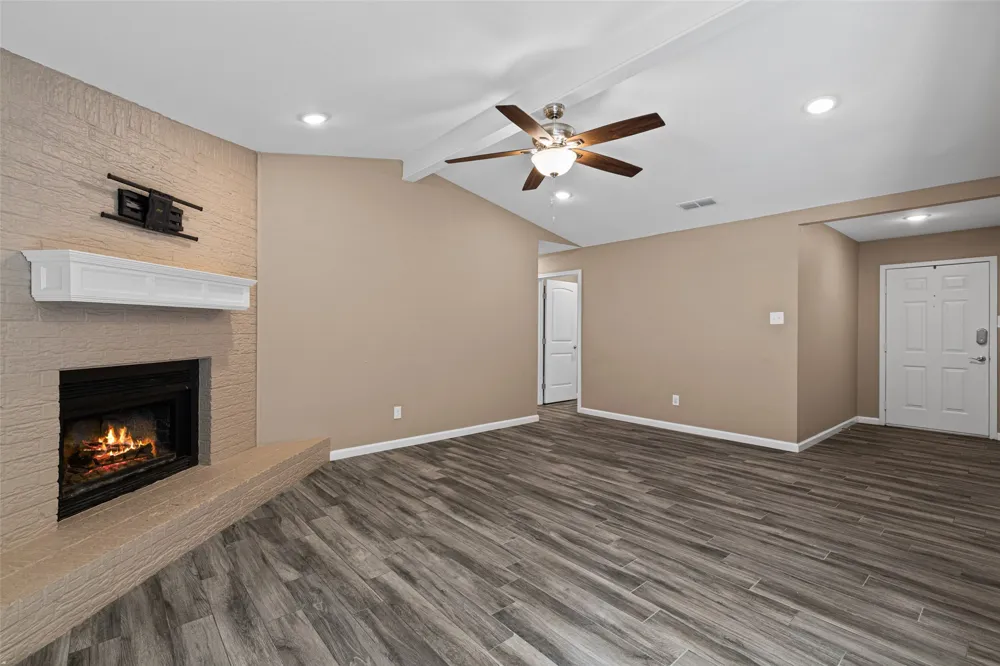 311 Hillshore Drive Longview, TX 75605
