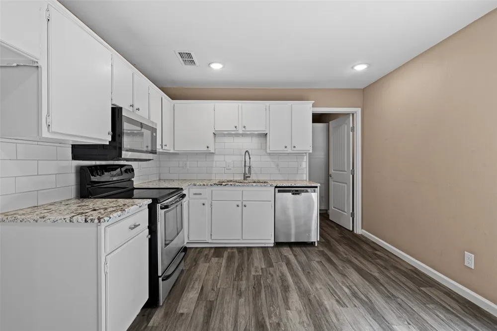 311 Hillshore Drive Longview, TX 75605