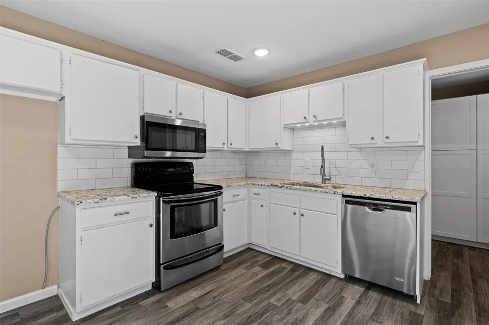 311 Hillshore Drive Longview, TX 75605