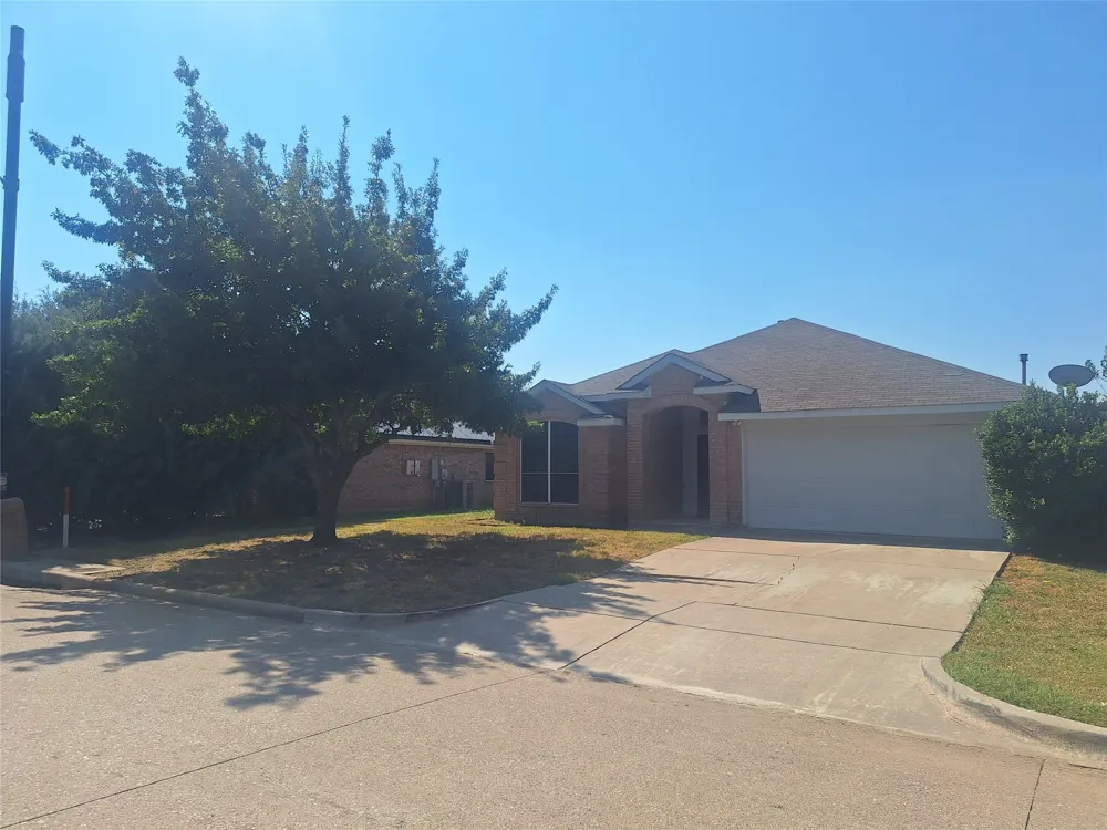 3516 Paladin Place Fort Worth, TX 76137