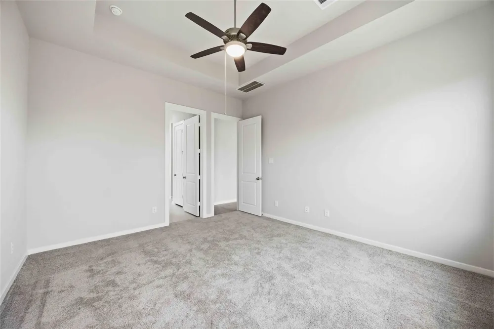 2717 Mackinac Bay Drive La Marque, TX 77568