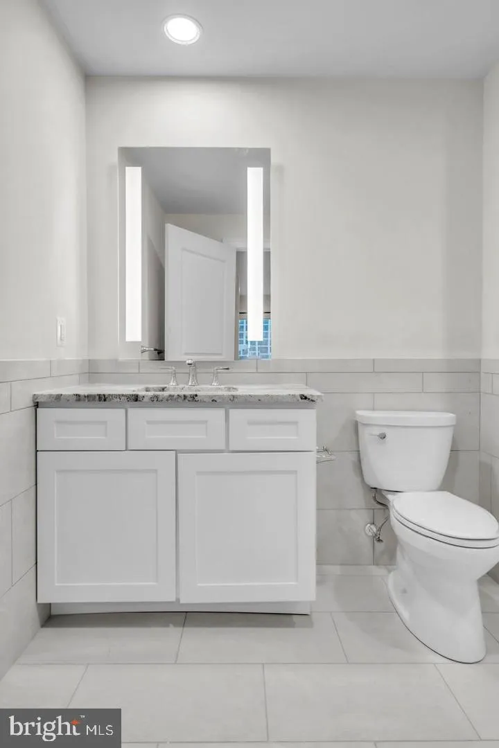 1801 MARKET STREET #1821 Philadelphia, PA 19103