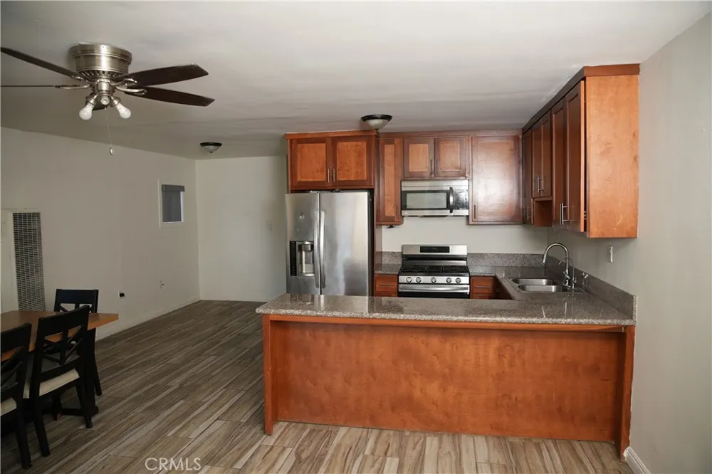 2540 E 127th Compton, CA 90222