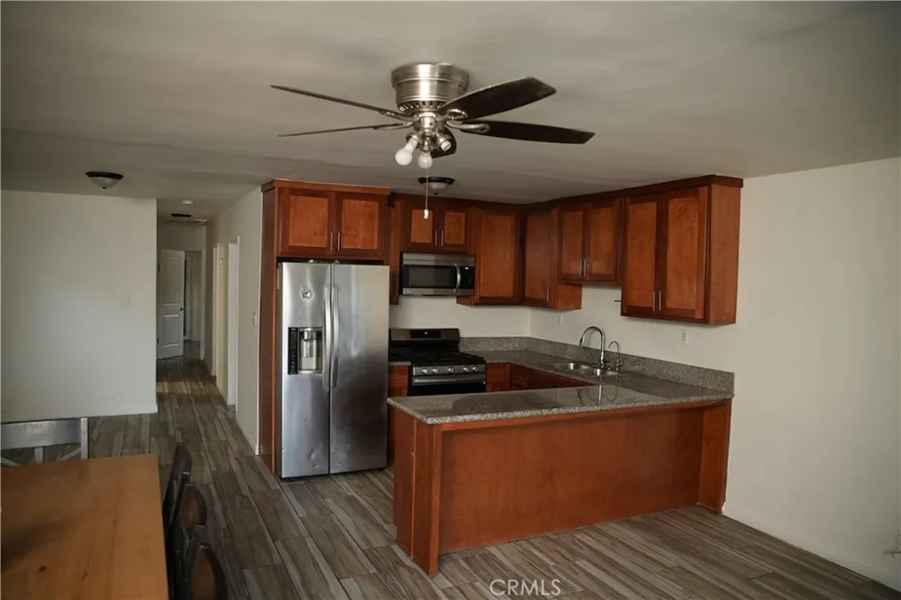 2540 E 127th Compton, CA 90222