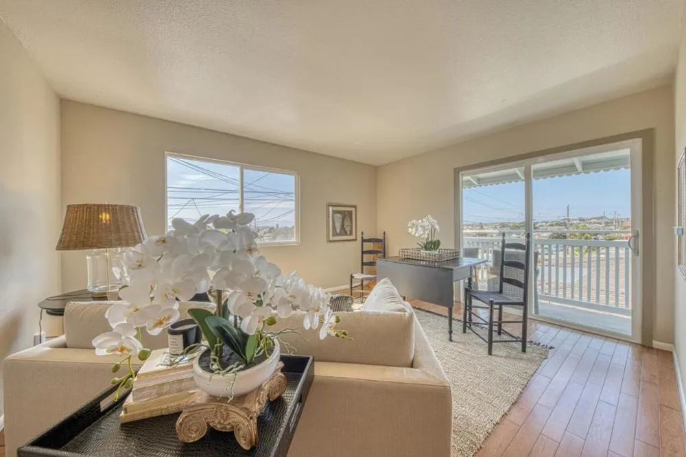 1696 Laguna Street Seaside, CA 93955