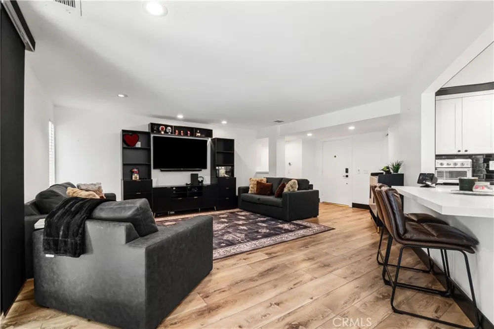 2752 Pine Creek Cir. Fullerton, CA 92835