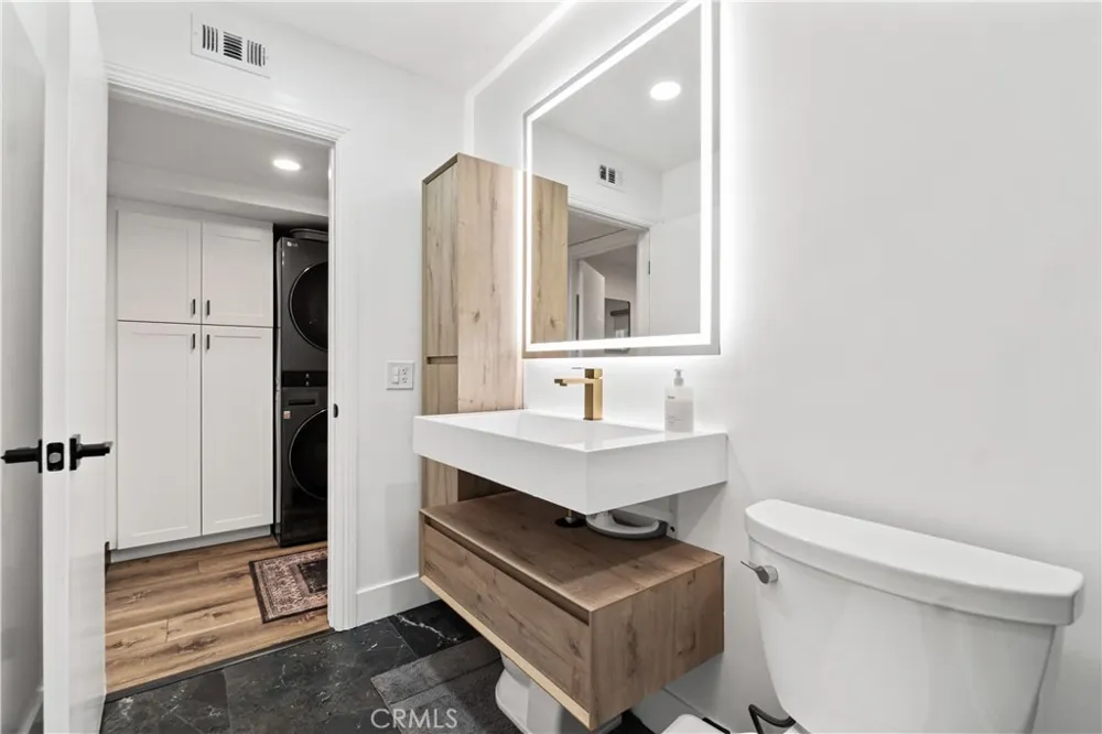 2752 Pine Creek Cir. Fullerton, CA 92835