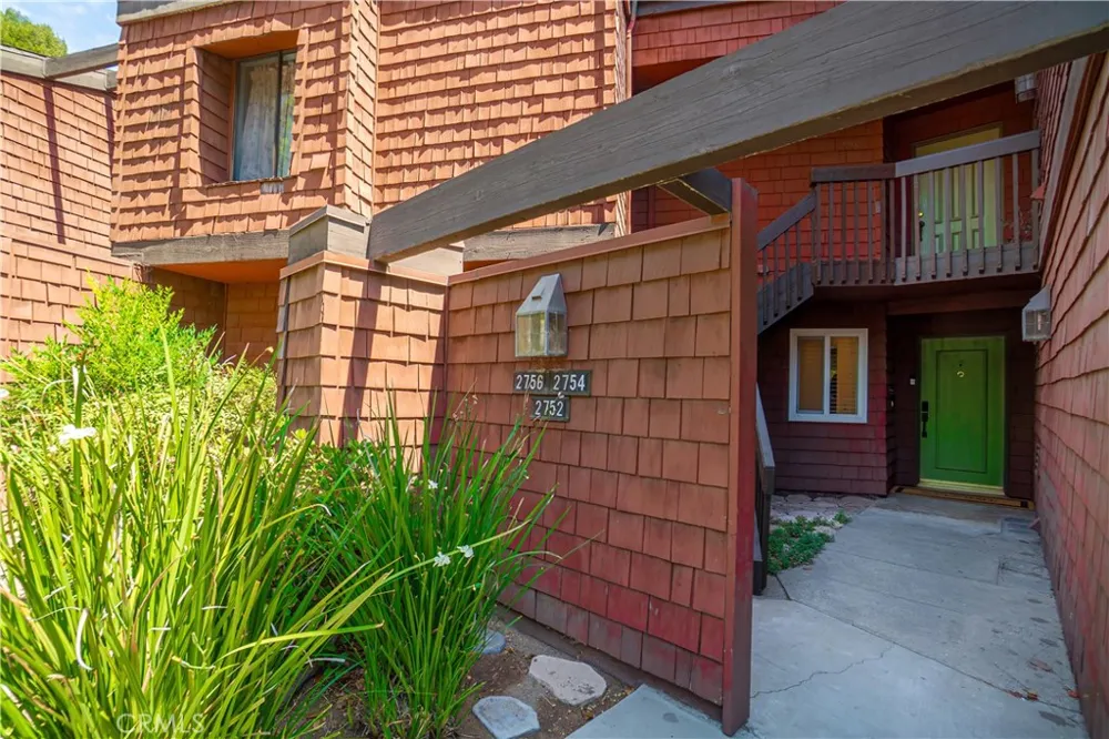2752 Pine Creek Cir. Fullerton, CA 92835