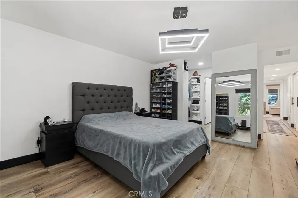 2752 Pine Creek Cir. Fullerton, CA 92835