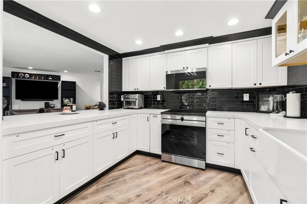 2752 Pine Creek Cir. Fullerton, CA 92835