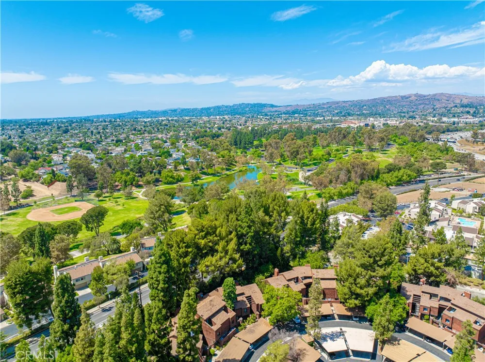 2752 Pine Creek Cir. Fullerton, CA 92835