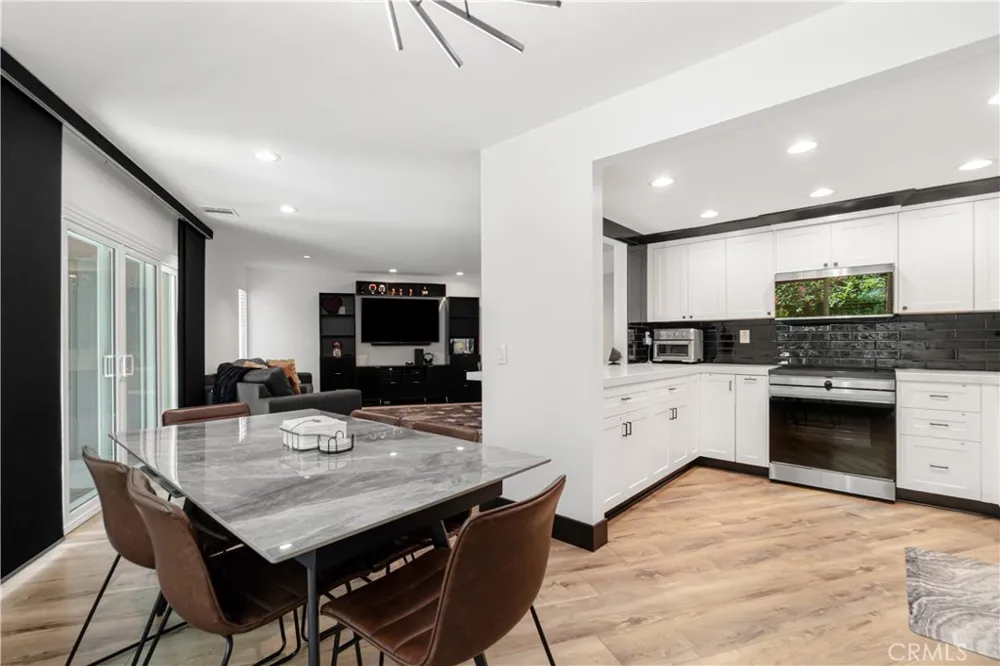 2752 Pine Creek Cir. Fullerton, CA 92835