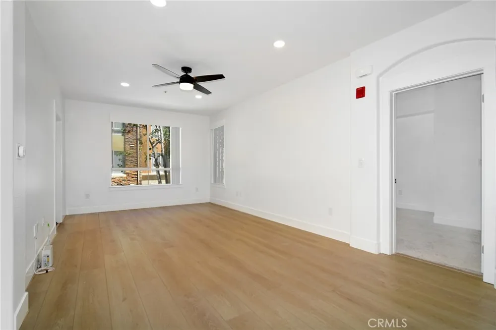 24507 Town Center #7218 Valencia, CA 91355