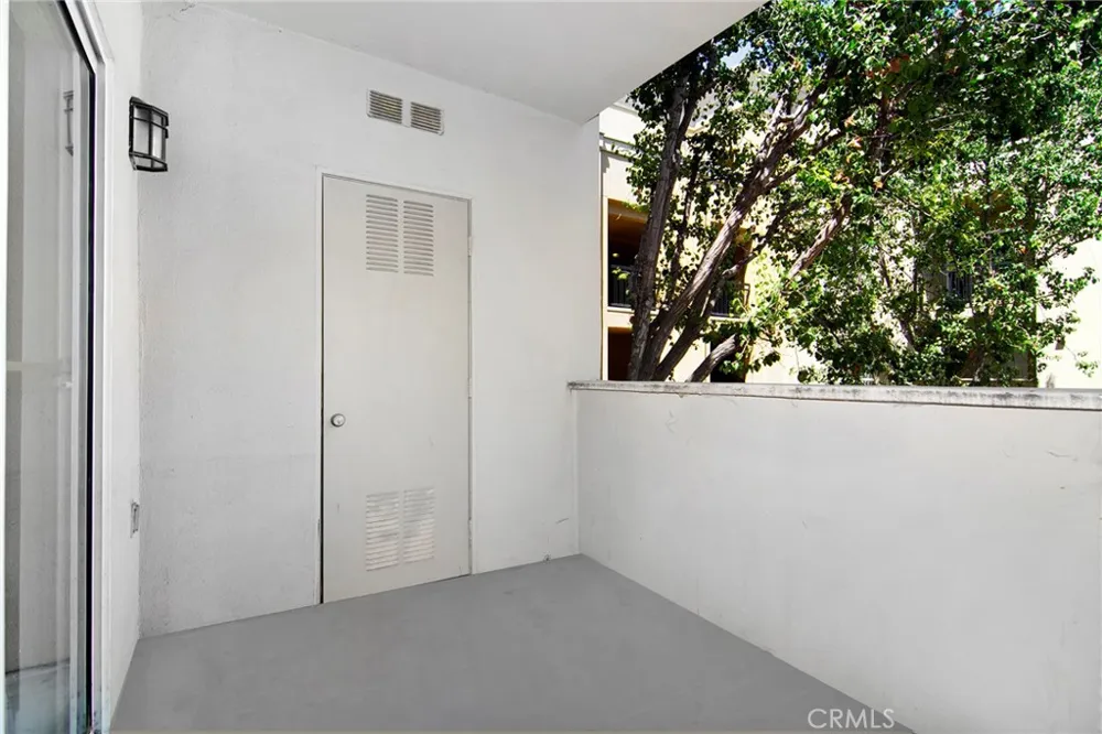 24507 Town Center #7218 Valencia, CA 91355